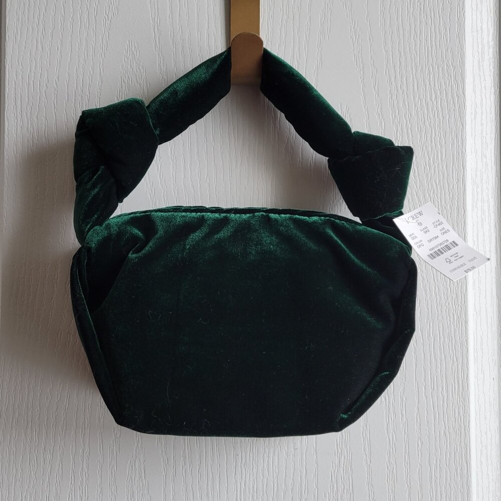 St. Patrick's Day/Green Holiday Velvet Wristlet Purse. New With Tags